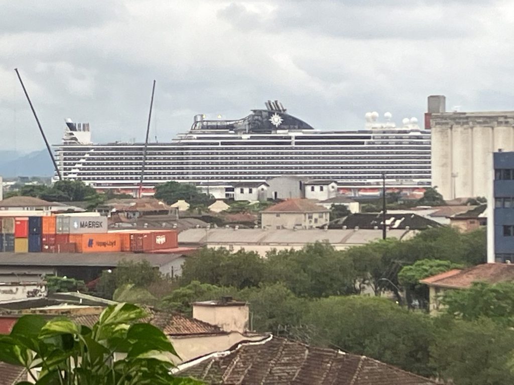 Brasil em Rota: A Temporada de Cruzeiros e o Potencial Turístico ao Longo do Ano